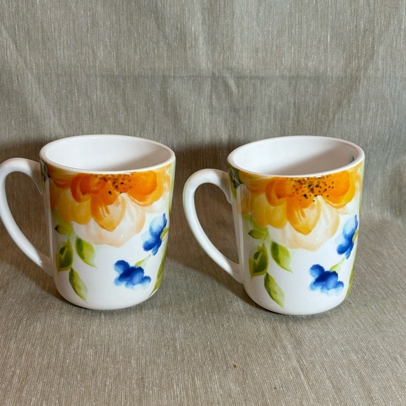 PIER 1 IMPORTS Set of 2 Mugs Floral Tiny Chips on One Mug 12 oz - Picture 6 of 8